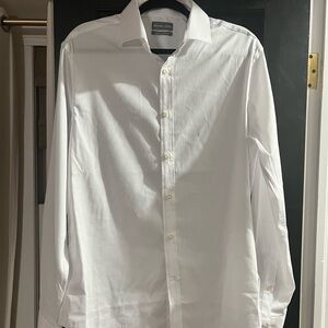 MICHAEL KORS Men’s Slim Fit Stretch White Dress Shirt.